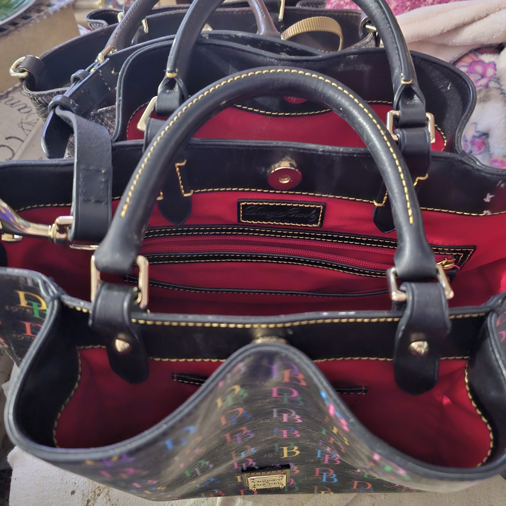 Dooney & Bourke Black Multicolor Logo Barlow in Coated Cotton - Picture 2 of 3